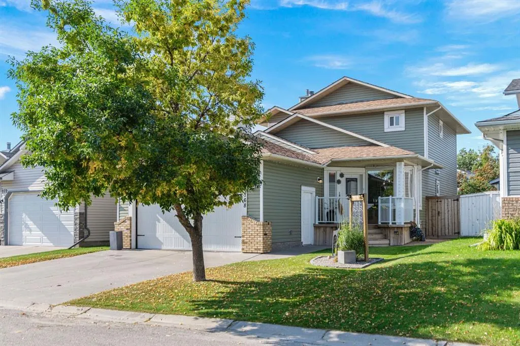 168 Riverside Way SE