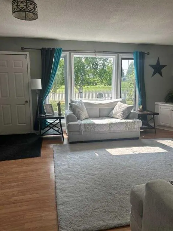 5211 55 Avenue, #43