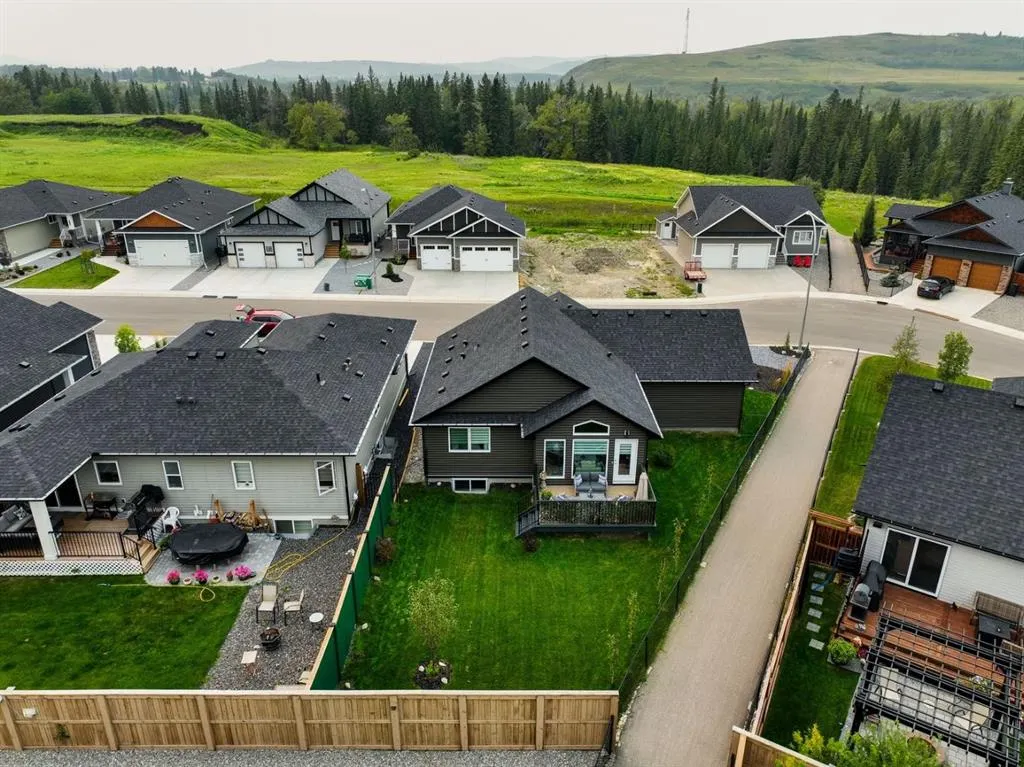 185 Riverwood Crescent