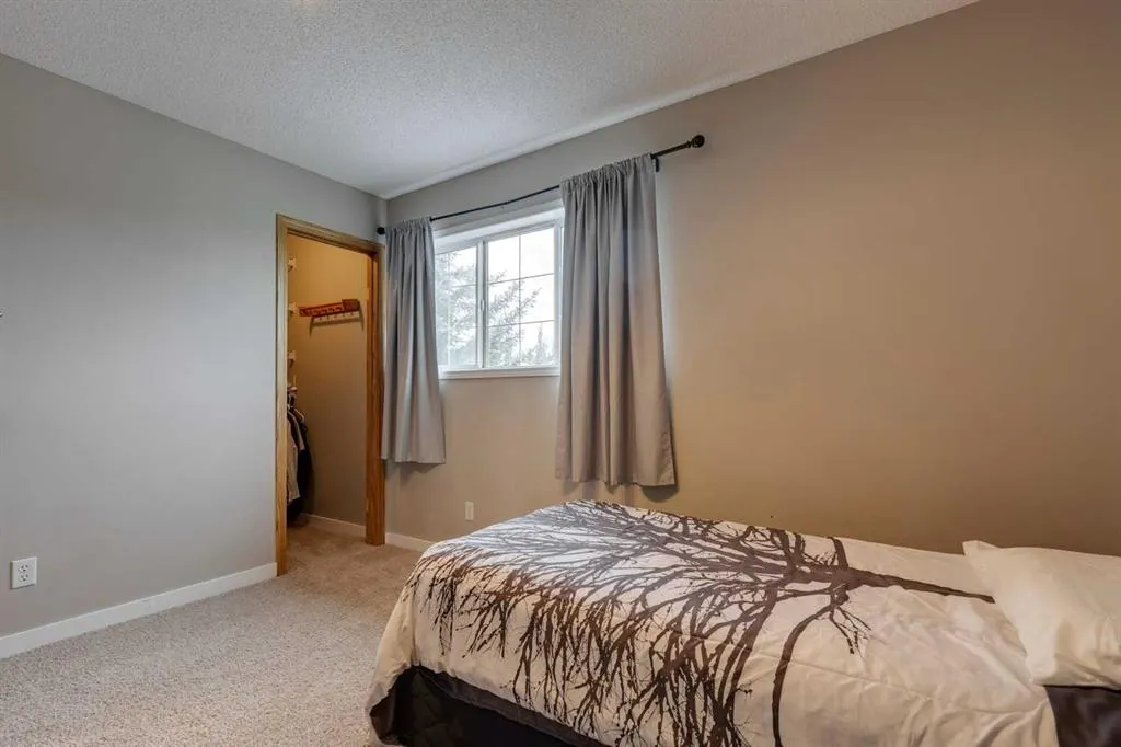 2 Hidden Hills Terrace NW