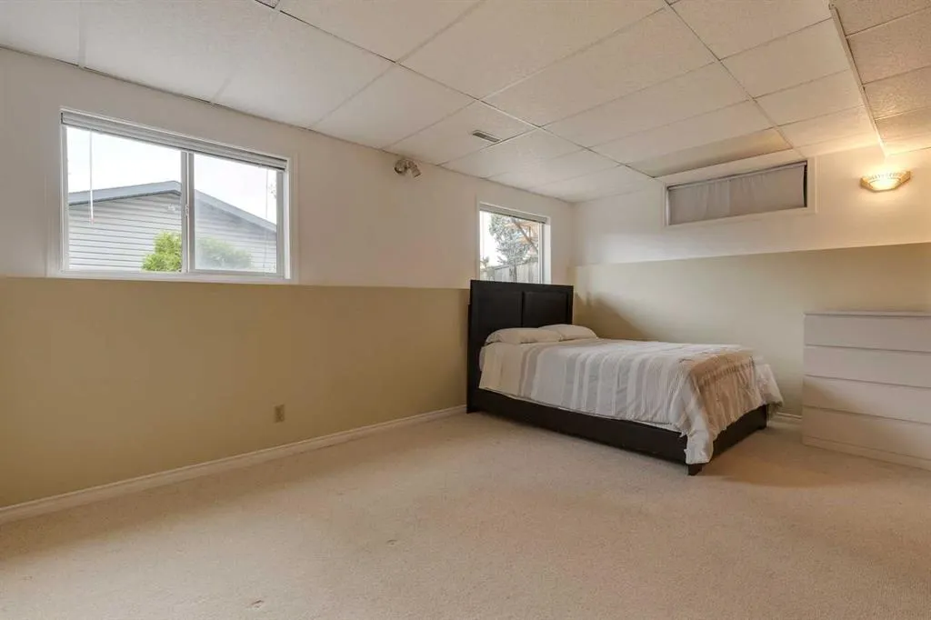 2 Hidden Hills Terrace NW