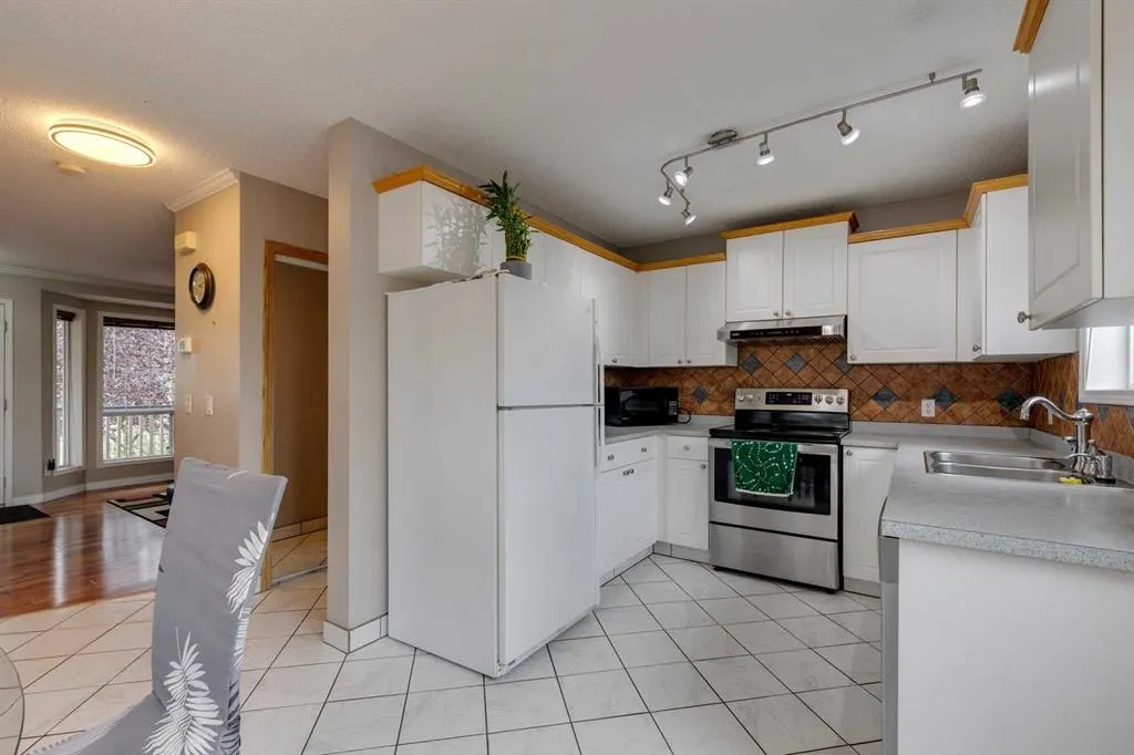 2 Hidden Hills Terrace NW