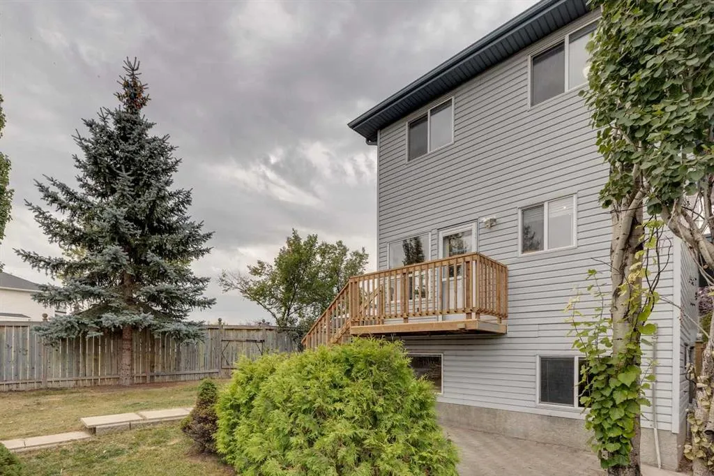 2 Hidden Hills Terrace NW