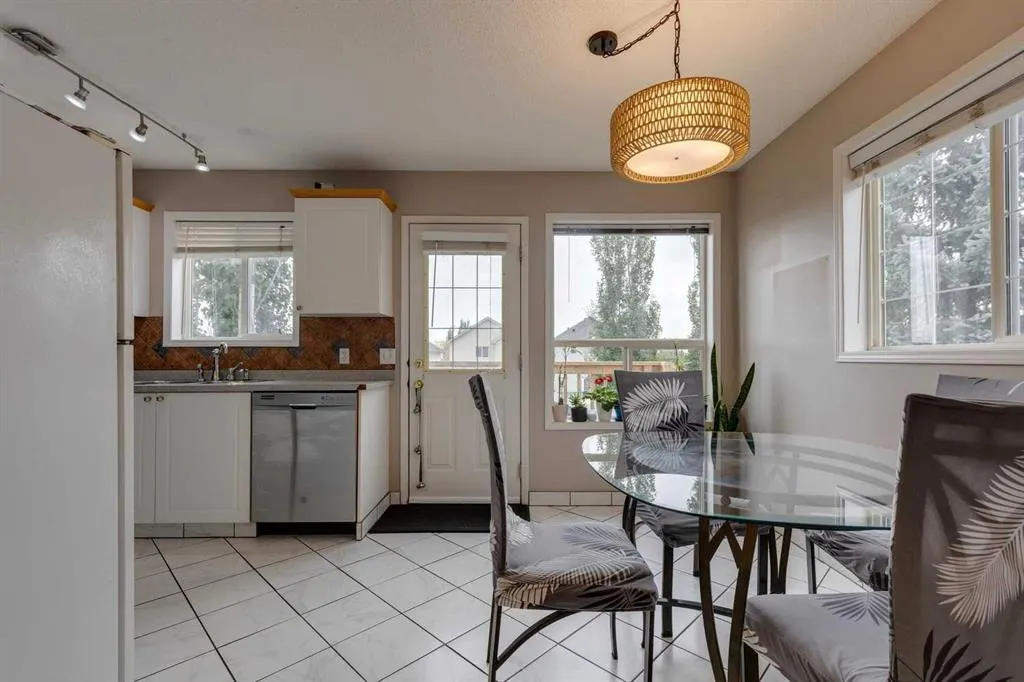 2 Hidden Hills Terrace NW