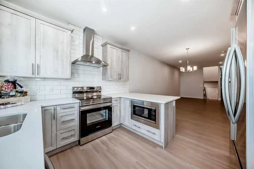 54 Homestead Common NE