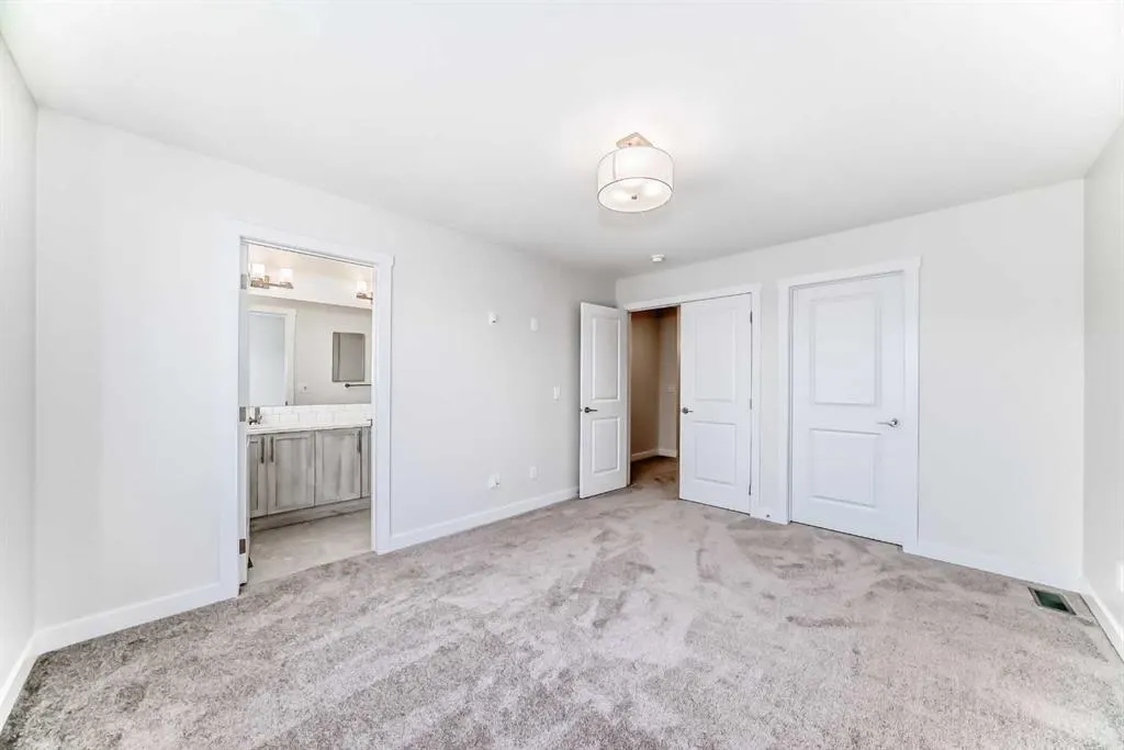 54 Homestead Common NE
