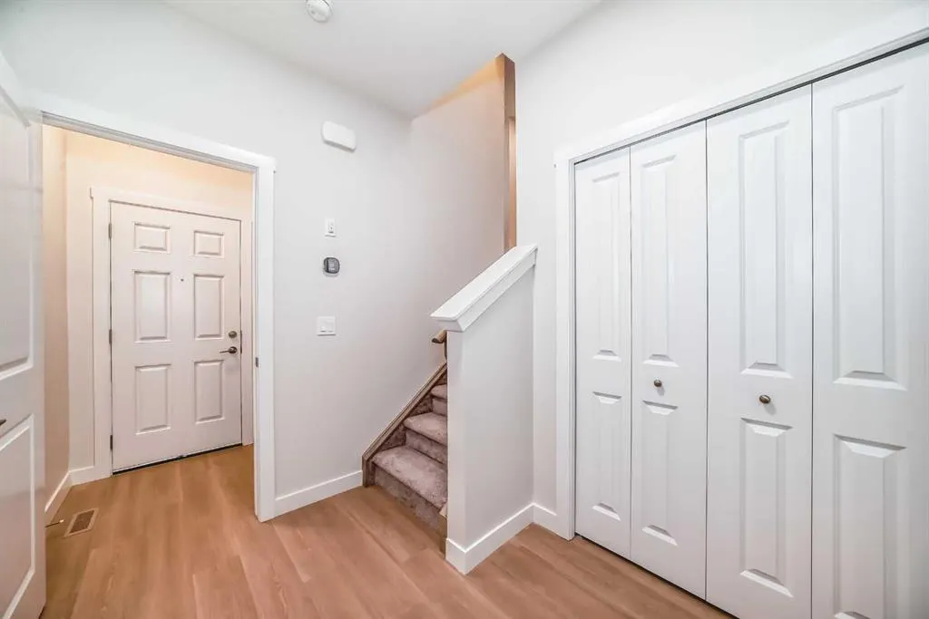 54 Homestead Common NE