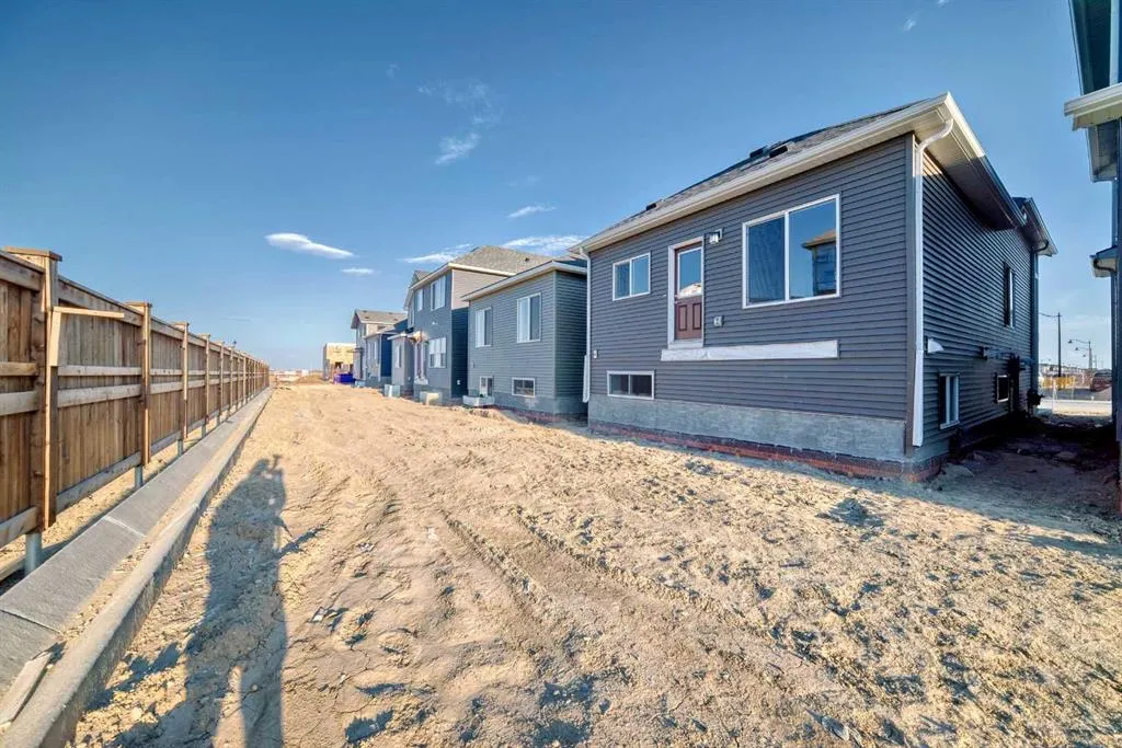 54 Homestead Common NE