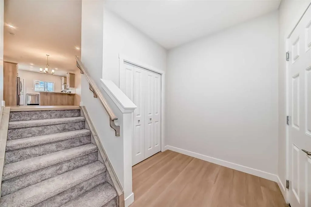 54 Homestead Common NE