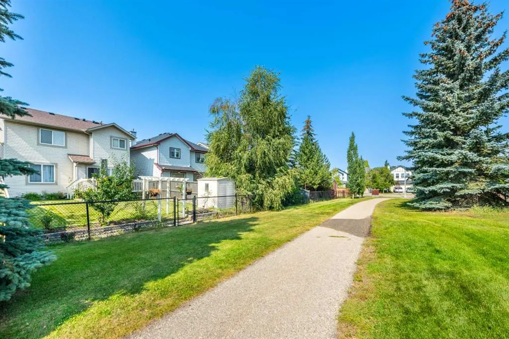 14 Cranfield Crescent SE