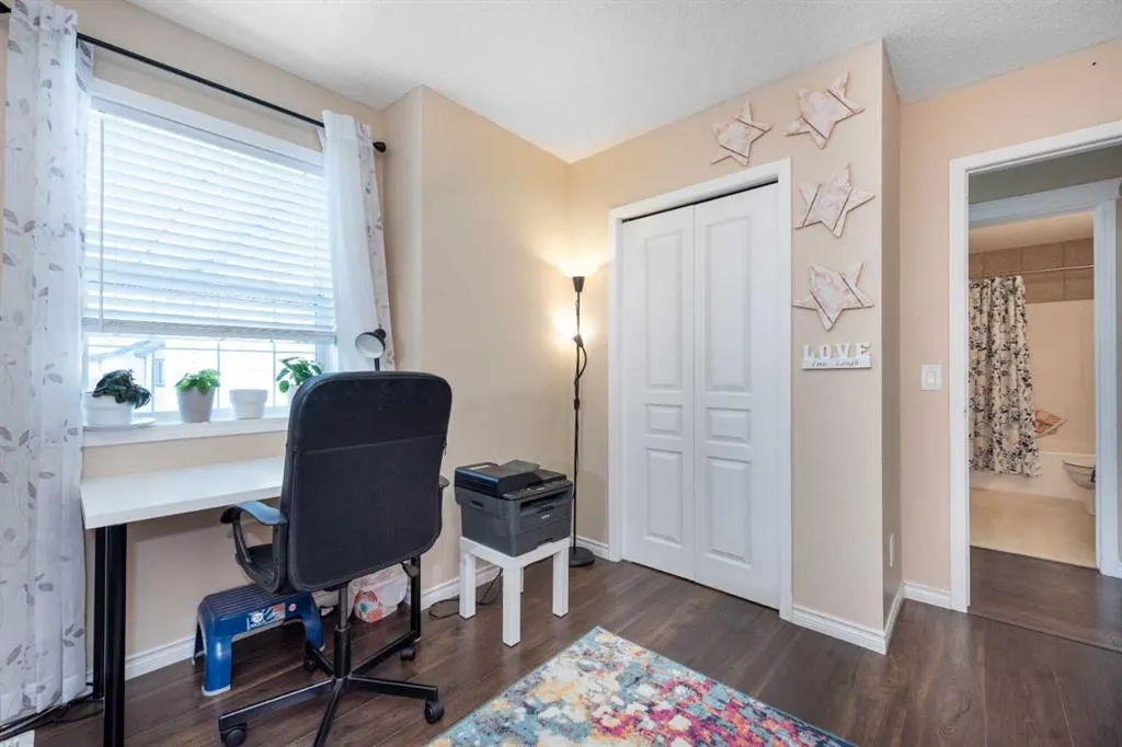 14 Cranfield Crescent SE