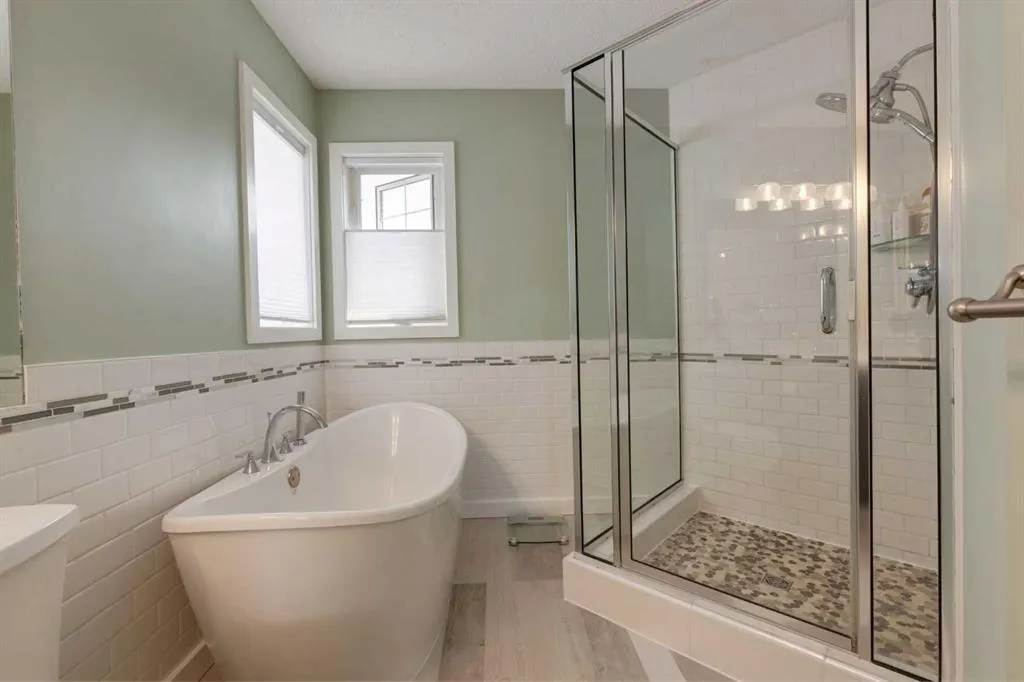 21 Springbank Rise SW