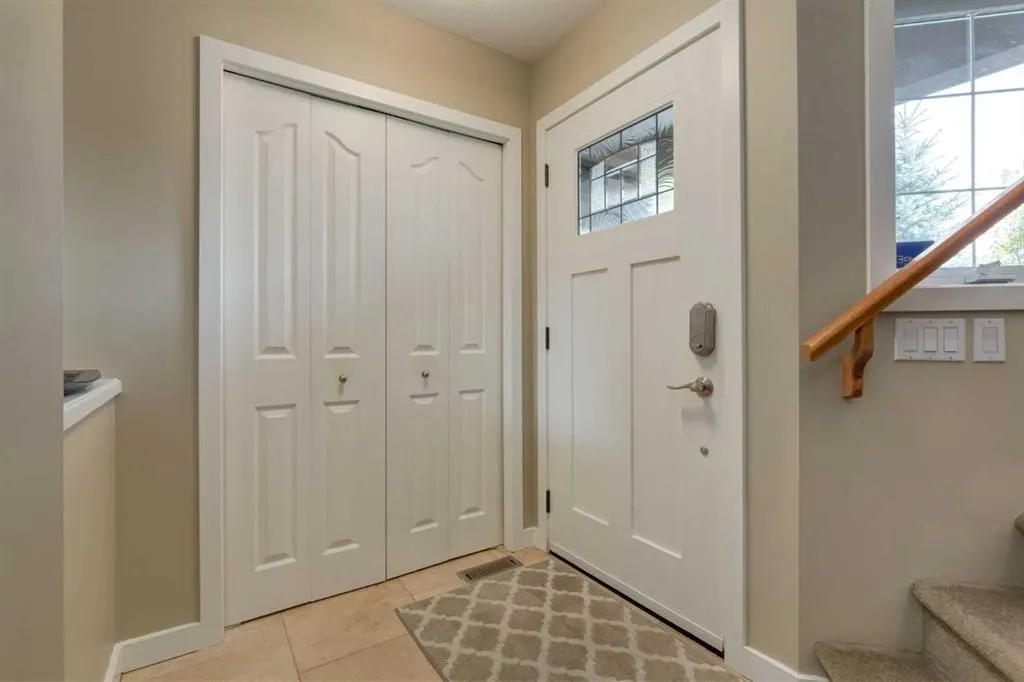 21 Springbank Rise SW