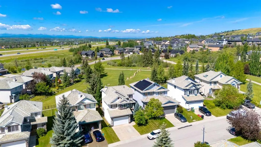 21 Springbank Rise SW