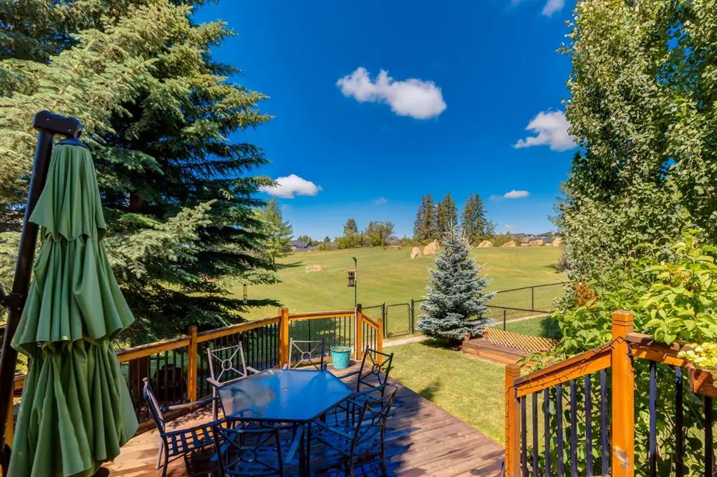 21 Springbank Rise SW