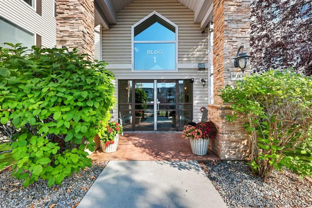 7451 Springbank Boulevard SW, #1211