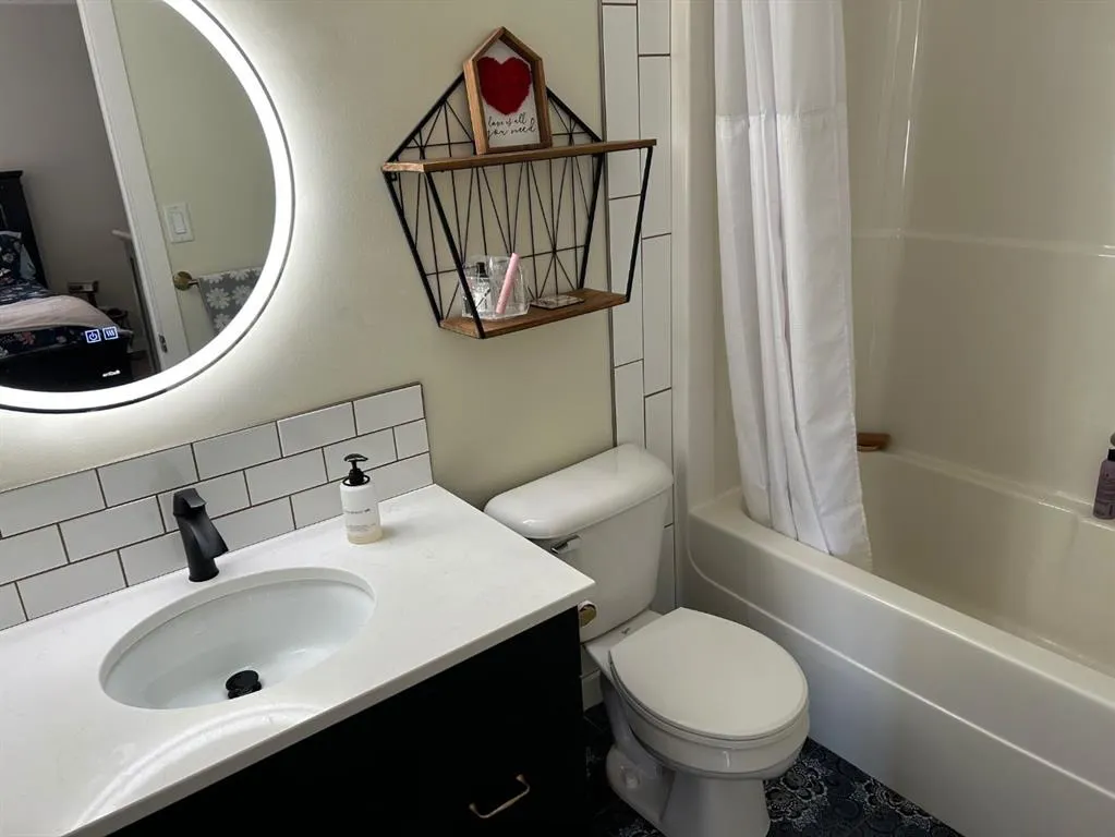 112 Rivermill Landing W