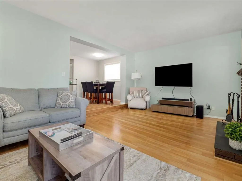 4025 Glacier Avenue S, #13