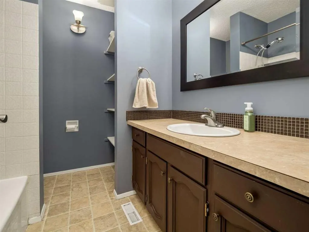 4025 Glacier Avenue S, #13
