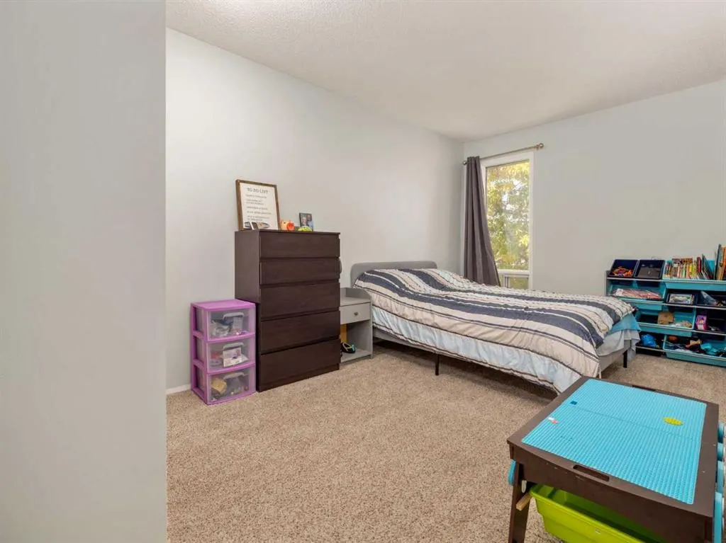 4025 Glacier Avenue S, #13