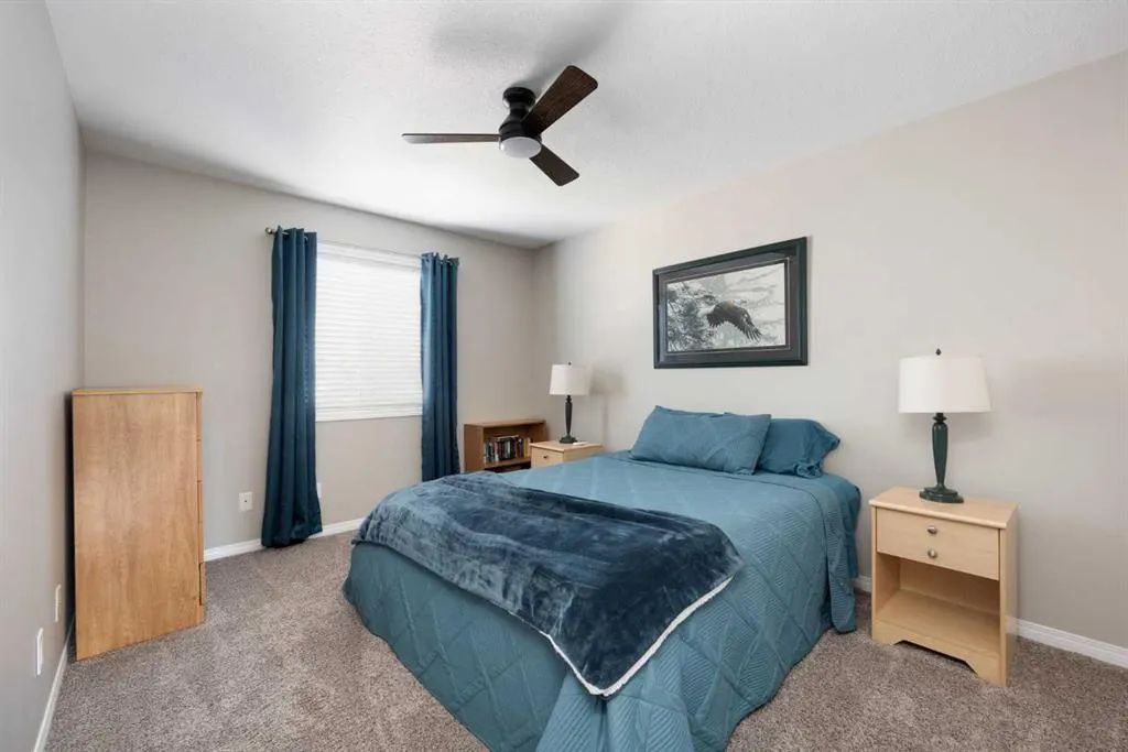 225 Hawthorn Way