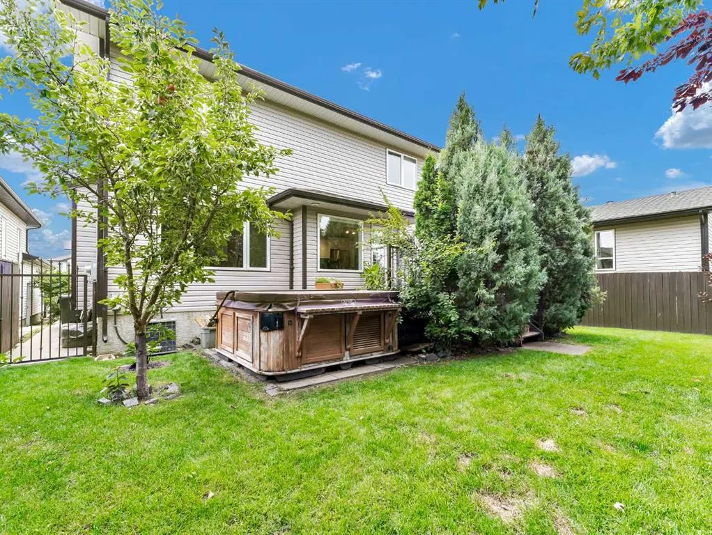 40 Terrace Close NE