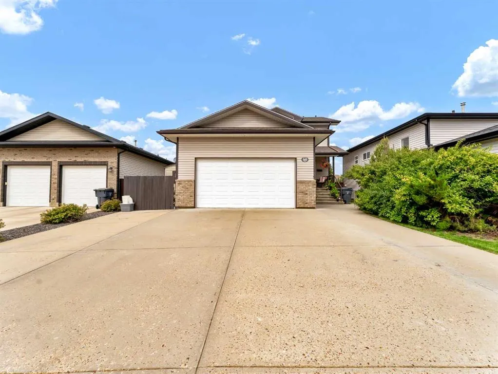 40 Terrace Close NE