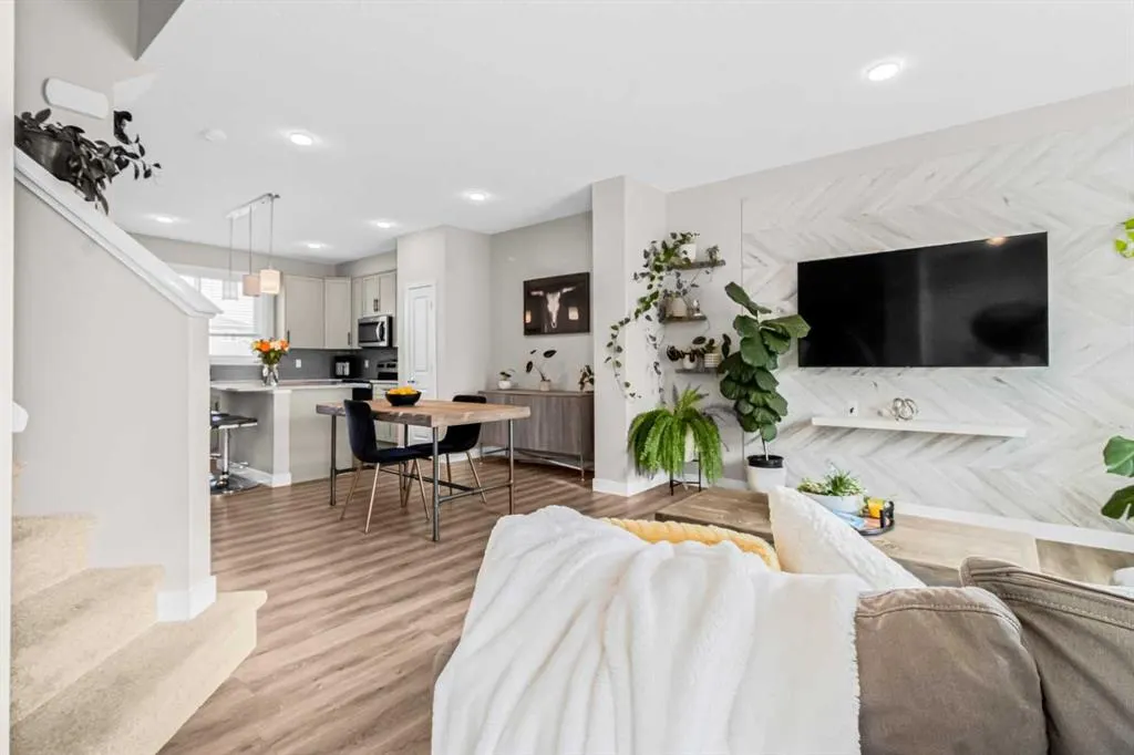 360 Belmont Avenue SW