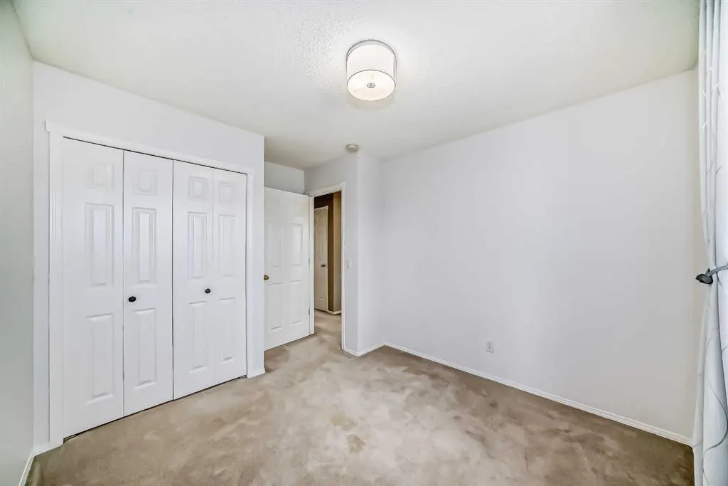 71 Hidden Ranch Close NW