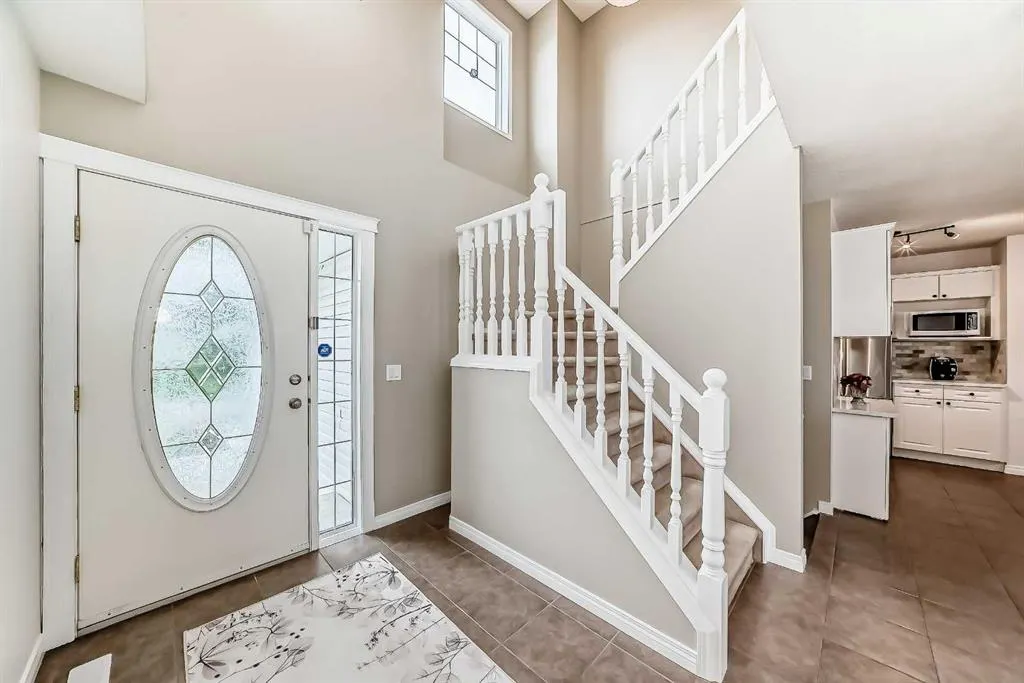 71 Hidden Ranch Close NW