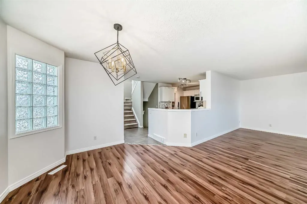71 Hidden Ranch Close NW