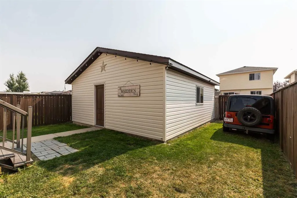 78 Keystone Terrace W