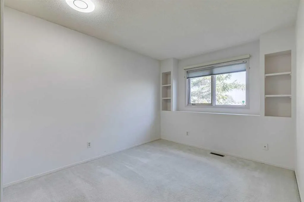 33 Shawnee View SW