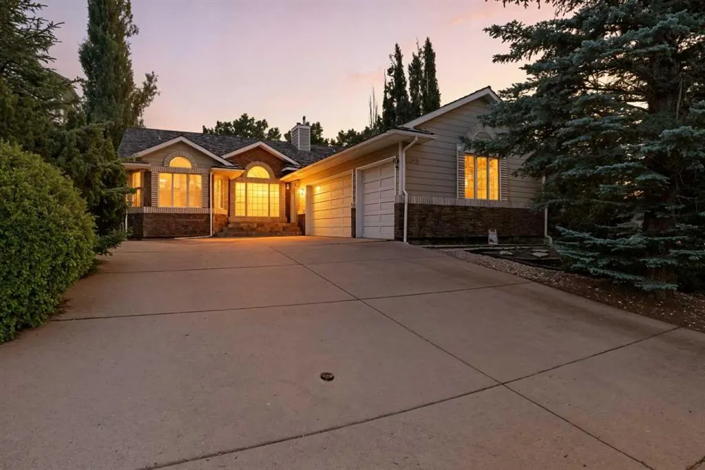 1552 Evergreen Hill SW