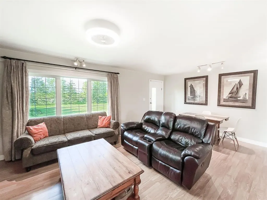 78301 Range Road 201