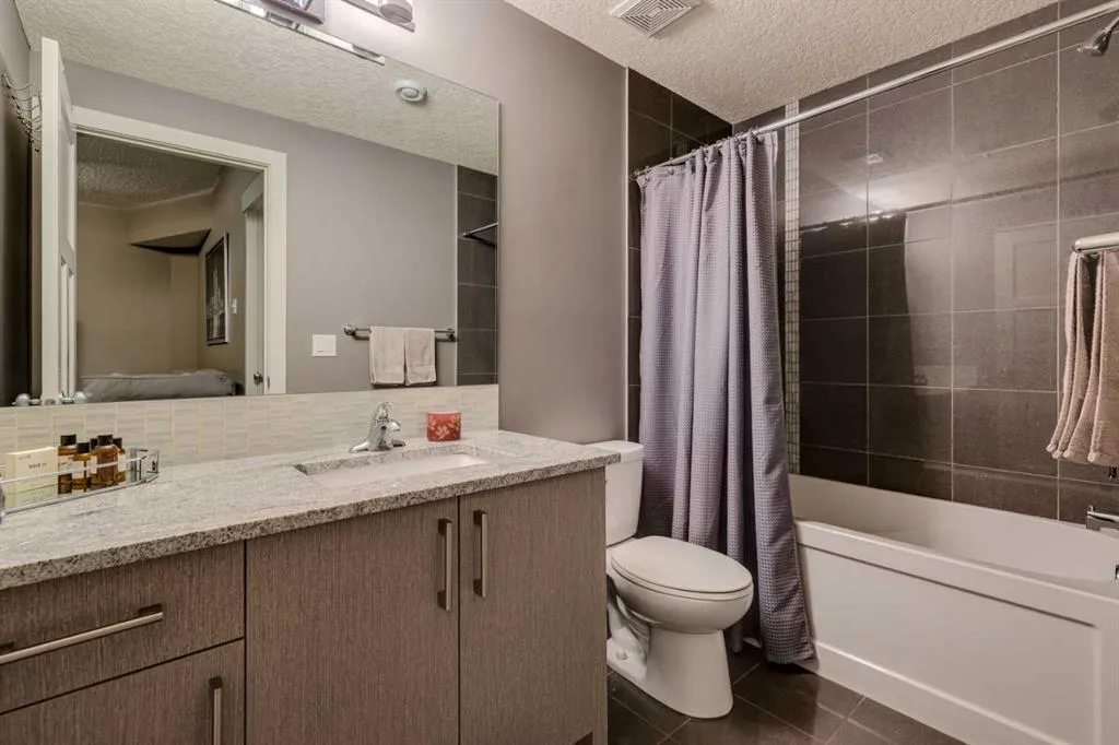 4613 17 Avenue NW, #2