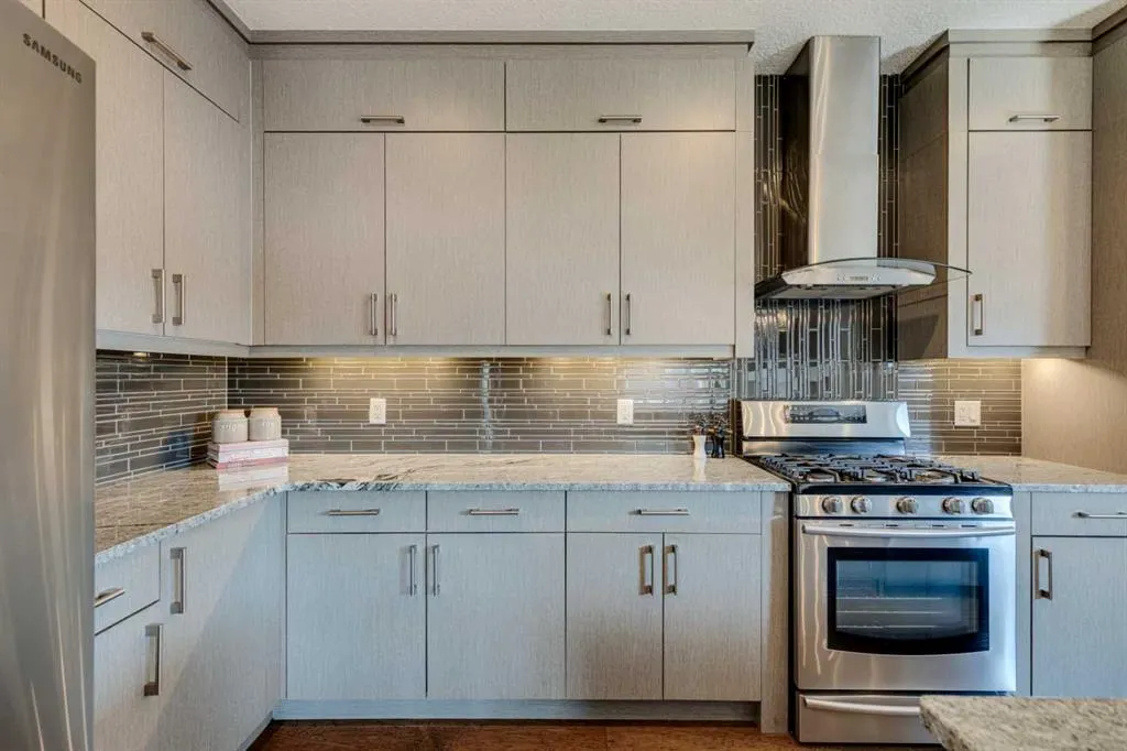 4613 17 Avenue NW, #2