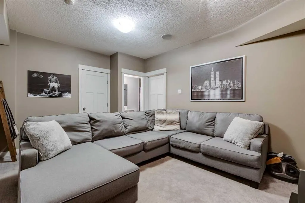 4613 17 Avenue NW, #2