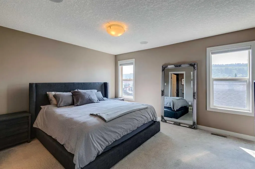 4613 17 Avenue NW, #2