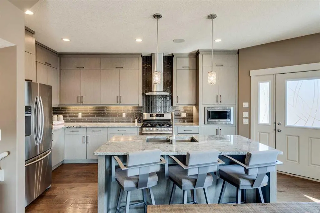 4613 17 Avenue NW, #2