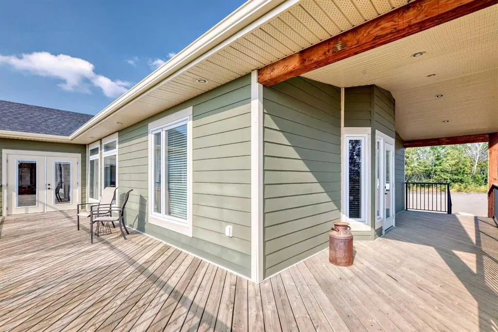 254041 Township Road 435