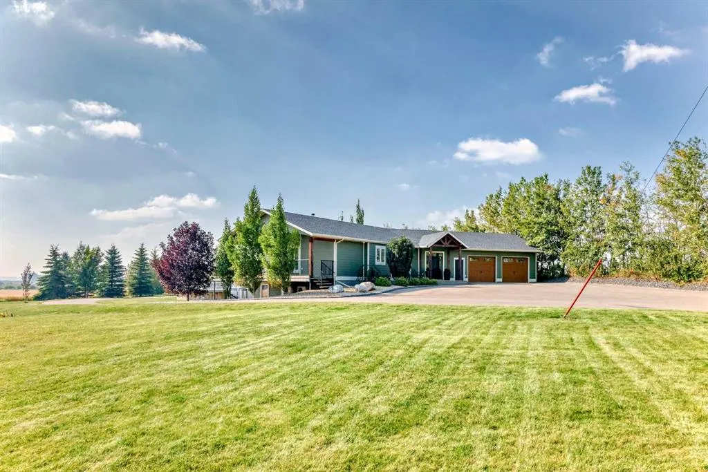 254041 Township Road 435
