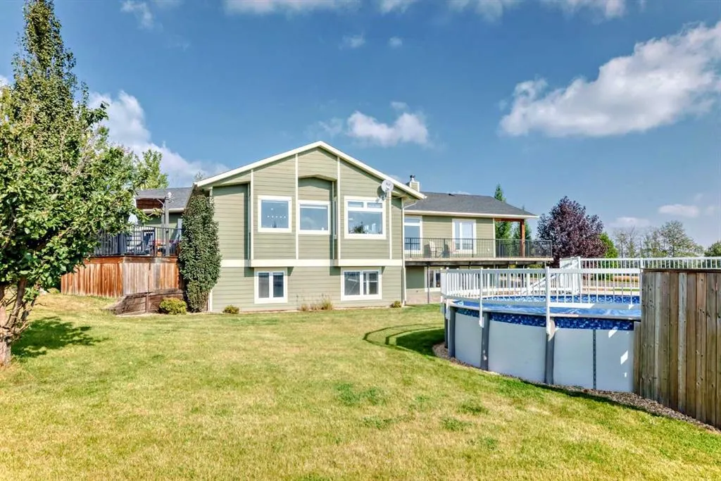 254041 Township Road 435