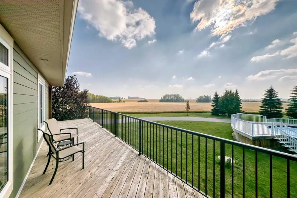 254041 Township Road 435