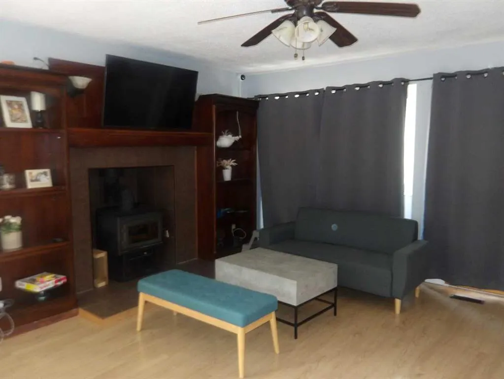 322060 Range Road 261
