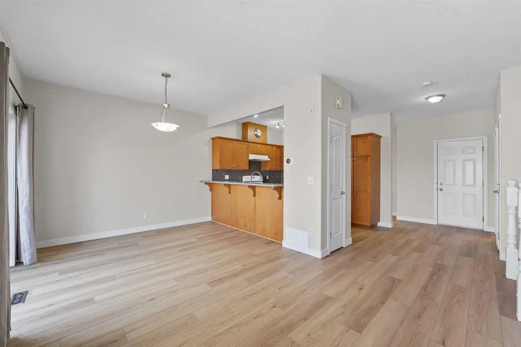 720 Willowbrook Road NW, #905