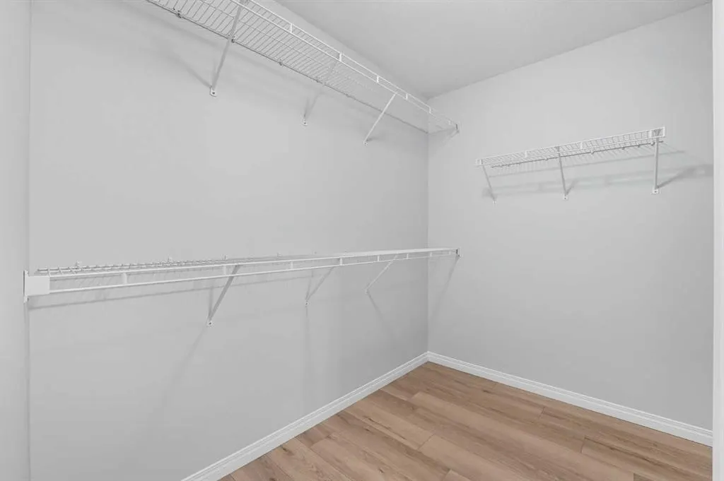 720 Willowbrook Road NW, #905