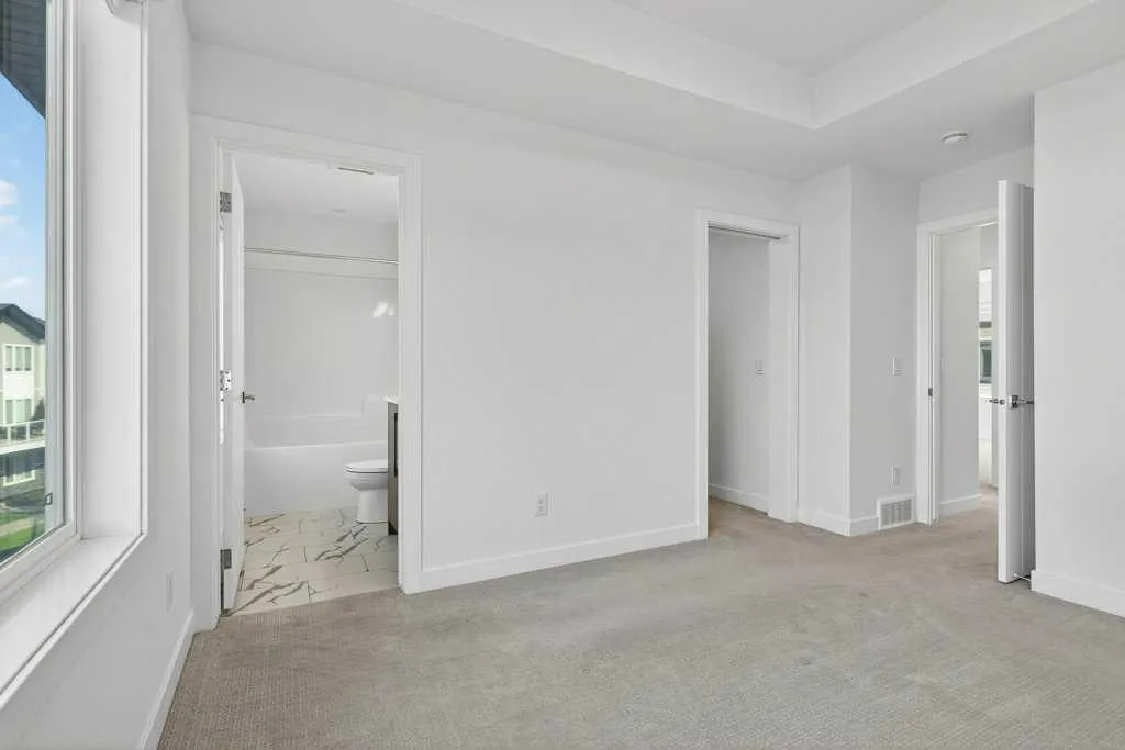 280 Chelsea Road, #2204