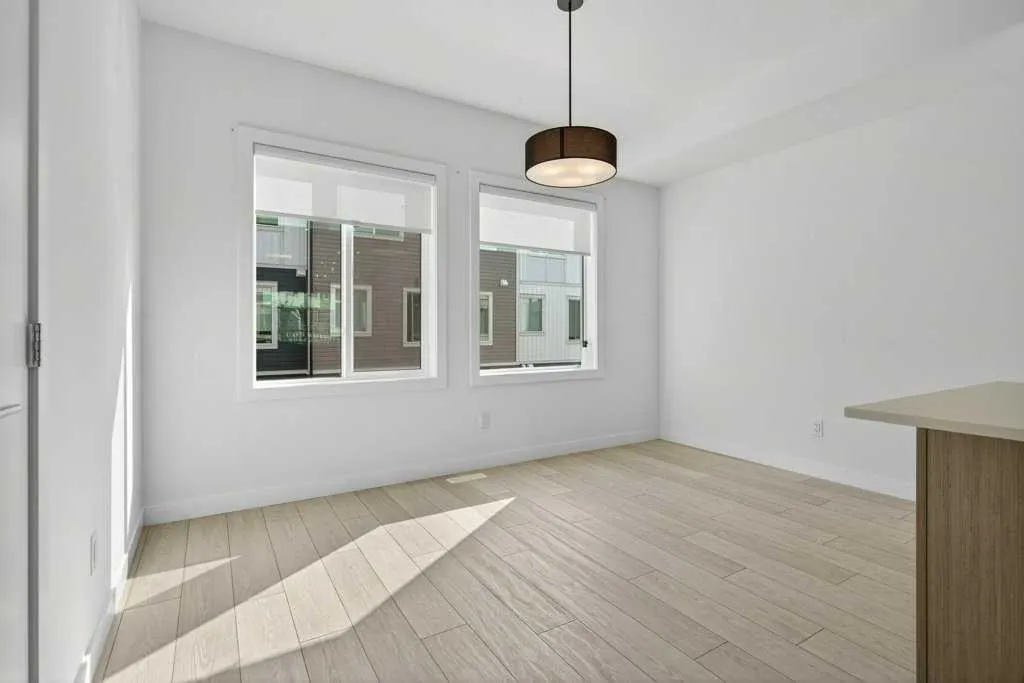 280 Chelsea Road, #2204