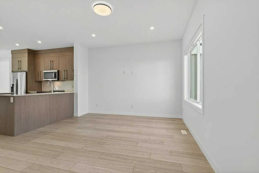 280 Chelsea Road, #2204